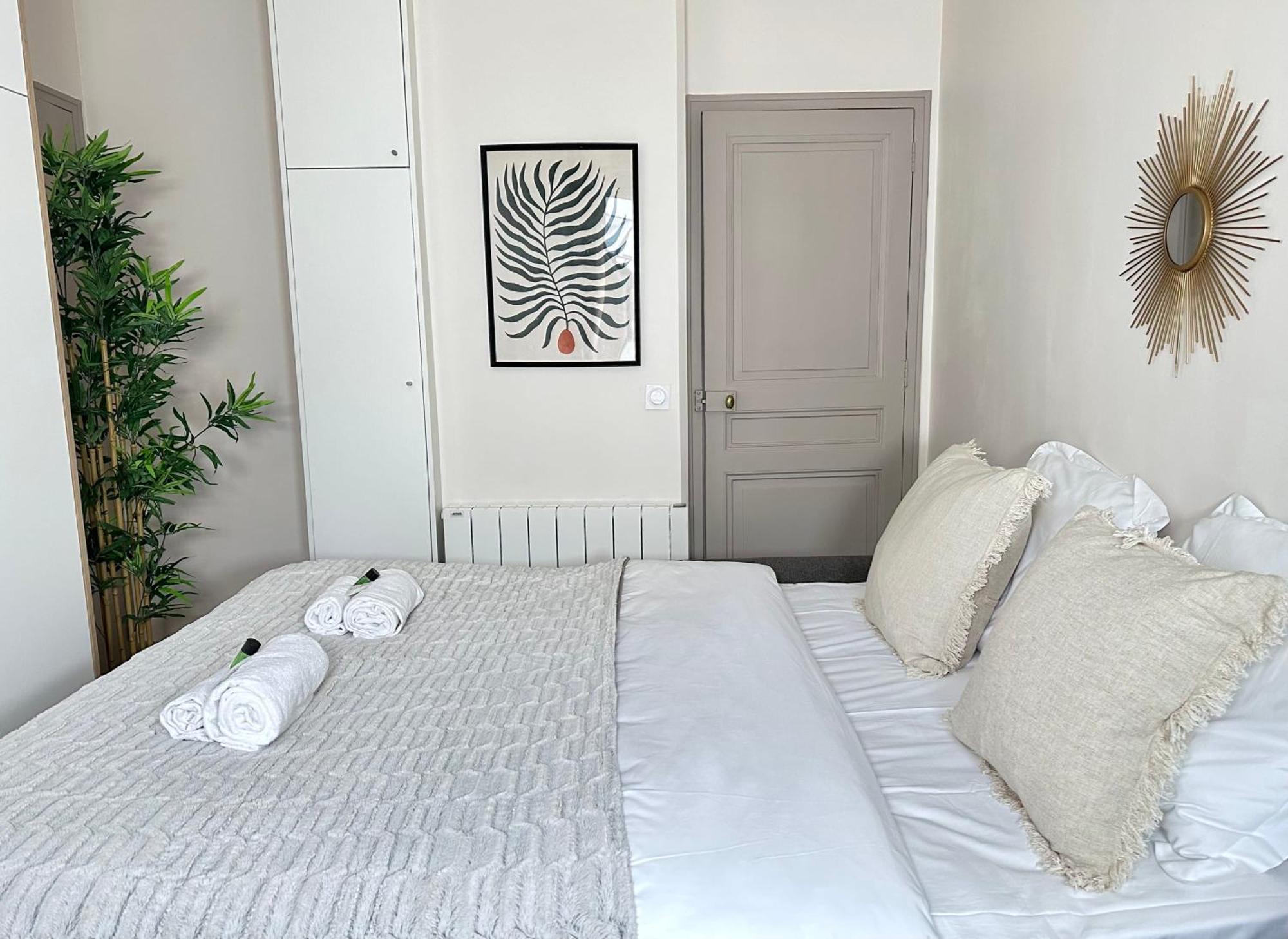 Apartamento Welcoming & Cosy Flat Near Republique París Exterior foto